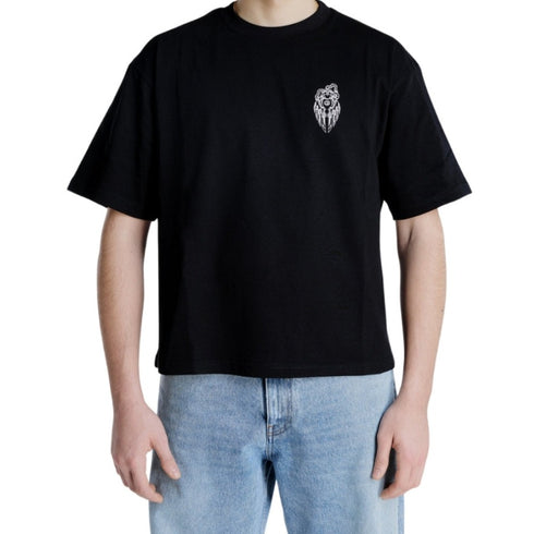 Cyberpunk T-shirt by Smile Creative Agency x GW